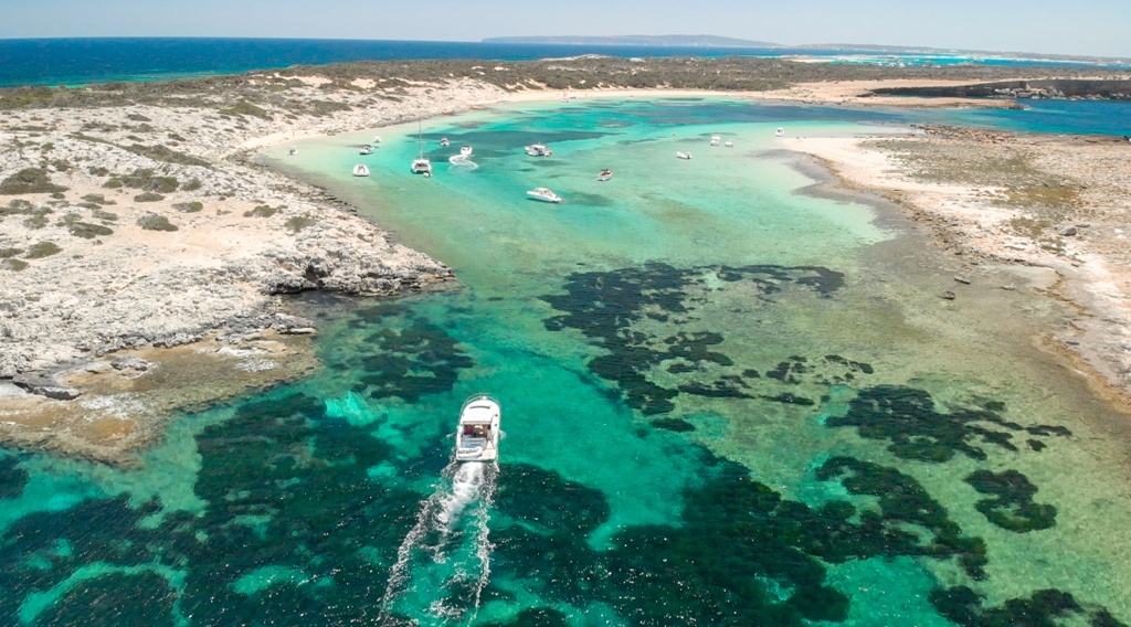 Sa Torreta fondeo entre Ibiza y Formentera